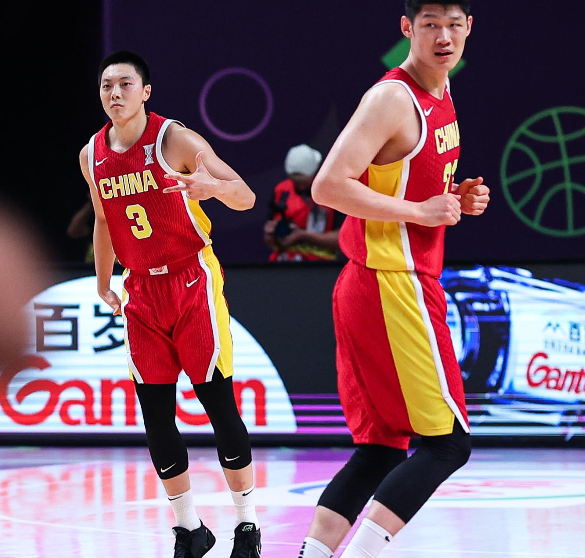 胡金秋开的 胡金秋开的