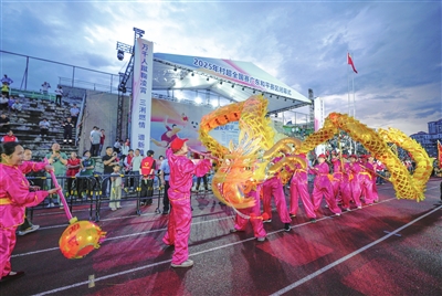 赛事期间, 古村, 来自深圳 赛事期间, 古村, 来自深圳