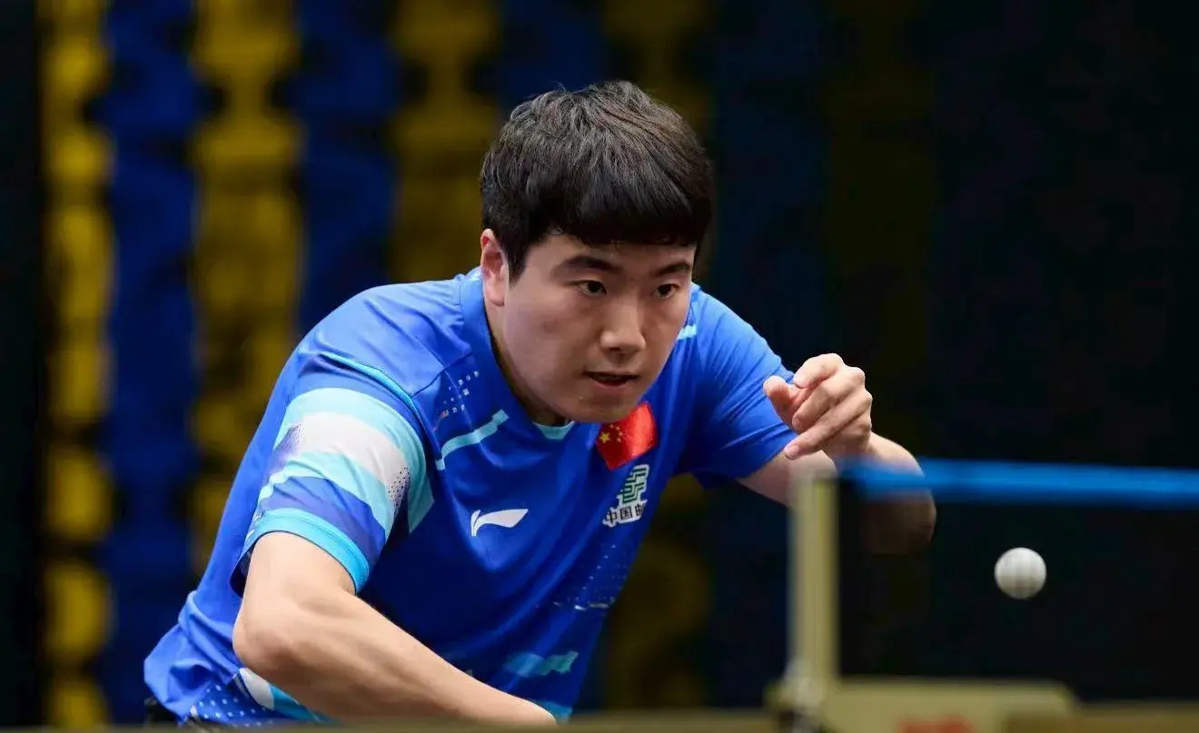 受到伤病影, alt 受到伤病影, alt