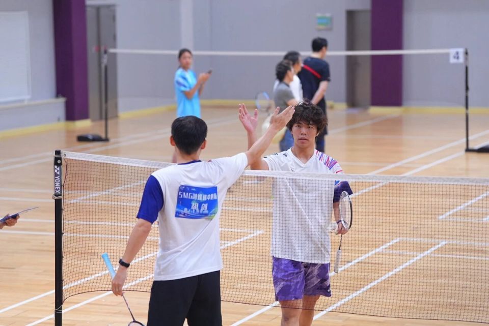 劈吊等精彩, 系列人才服 劈吊等精彩, 系列人才服